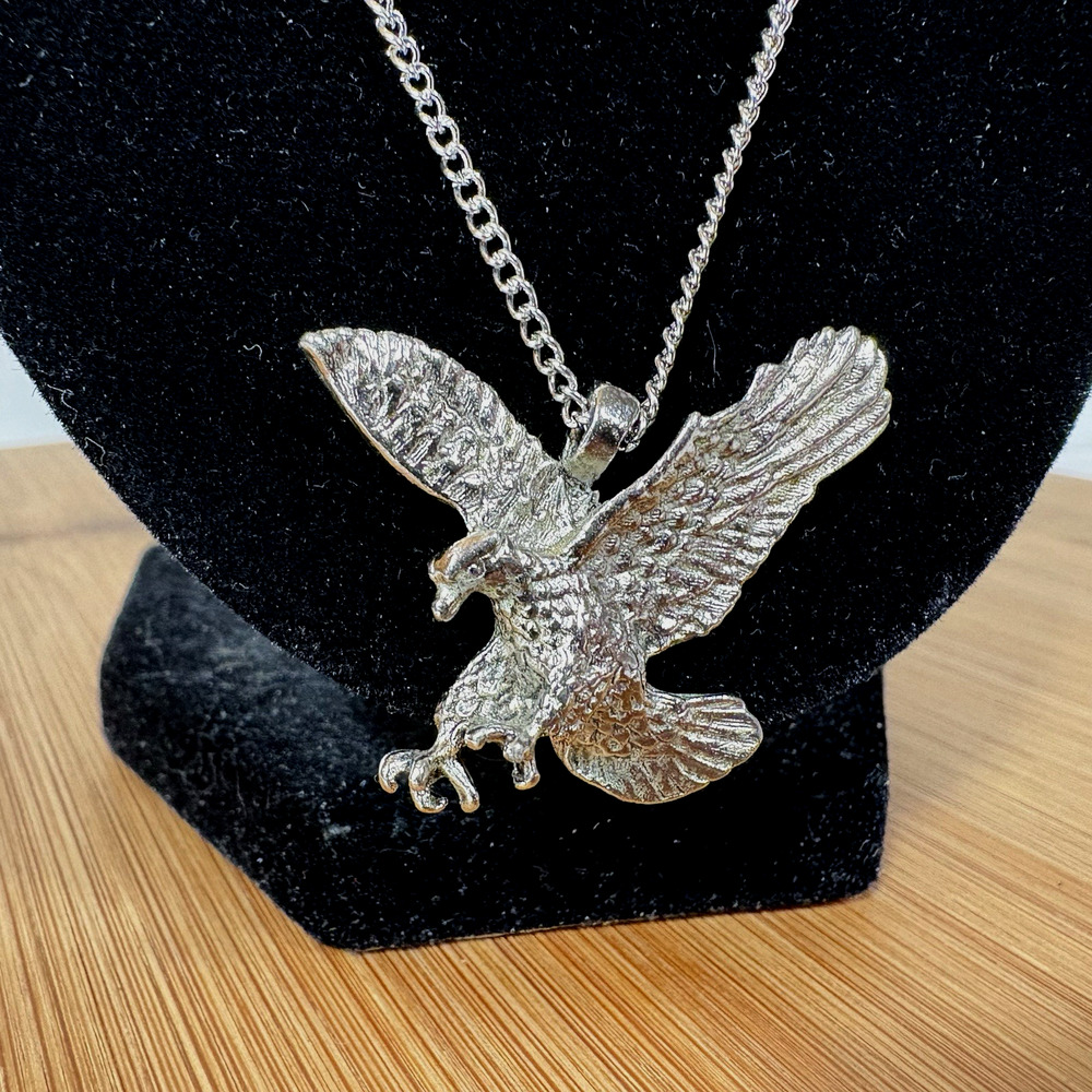 Vintage Silver Tone Eagle Pendant 1.5" Tall on 25” Chain Necklace Patriotic USA